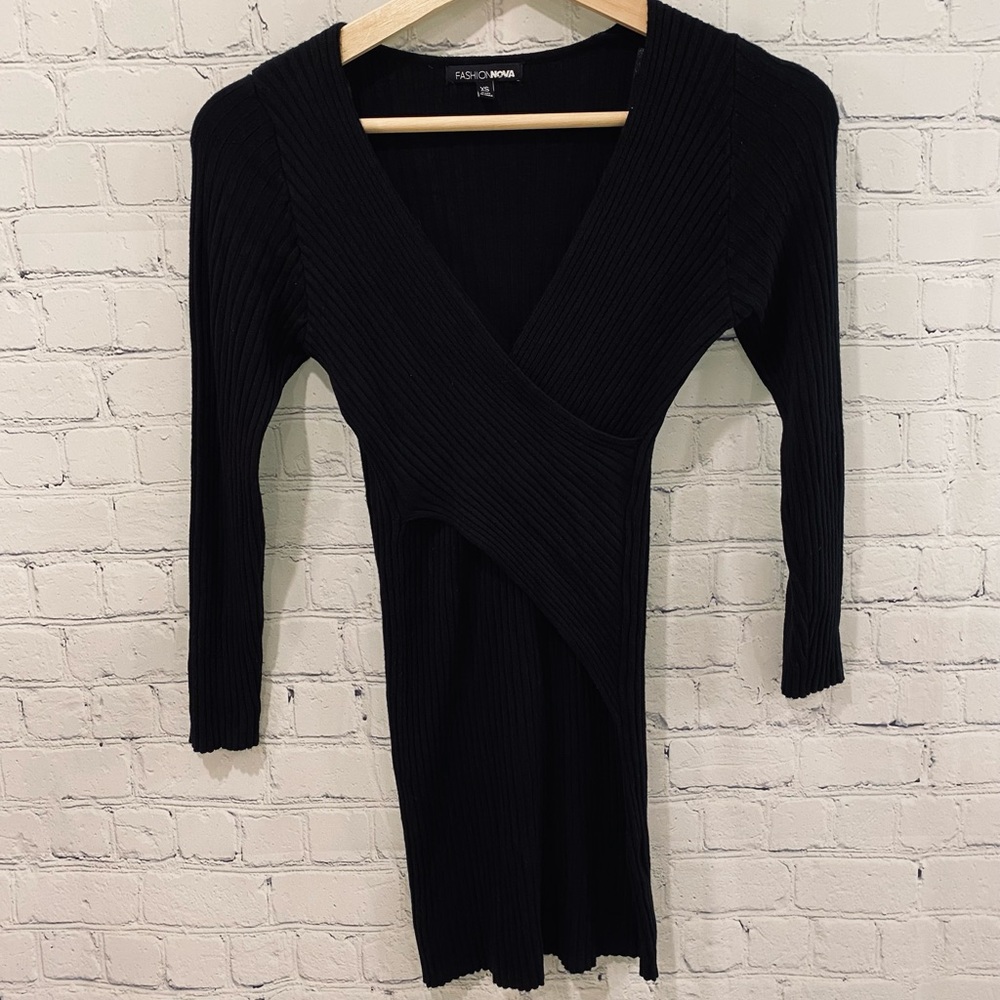 Fashion Nova Black sweater mini long sleeve dress size XS